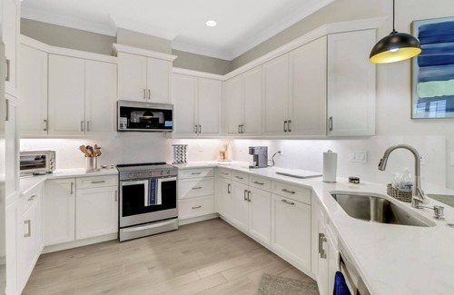 East Naples House | Isles of Collier | 2 bedrooms | den | 2 bathrooms