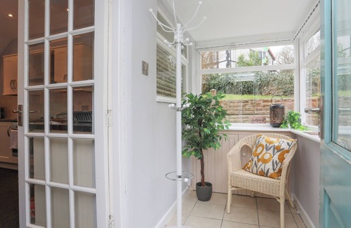 Llandudno Junction Cottage | ISLWYN, family friendly, with a garden in Llandudno Junction