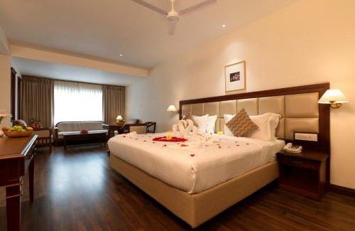 Munnar Hotel | Issacs Residency