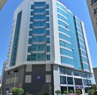 Seef Apartment | Ista Suites Seef