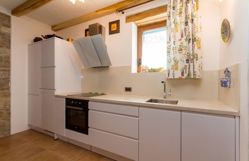 Izola House | Istrian Boutique House Ida With Sea View, Garden and BBQ