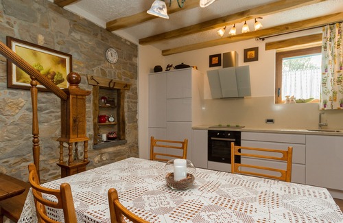 Izola House | Istrian Boutique House Ida With Sea View, Garden and BBQ