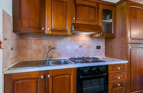 Castelnuovo di Val di Cecina Apartment | Cosy apartment for 12 guests with pool, A/C, WIFI, TV, patio and pets allowed