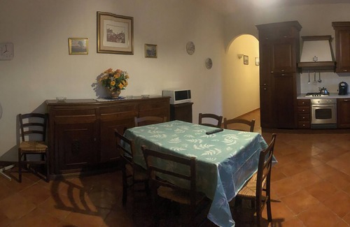 Chiusdino Villa | apartment/flat - Chiusdino localita montecapinoHouse with garden