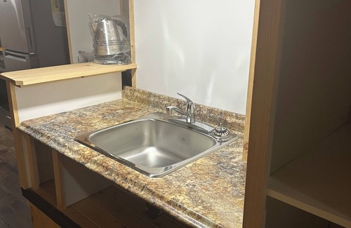 Summerford Bed & Breakfast | It is a bed and breakfast and it is in my basement of my house