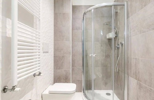 Calambrone Apartment | "Orchidea" Holiday Home with Beach and Pool in Pisa
