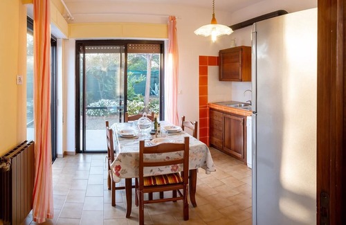 Torrazza Apartment | Flat with sea view inland Imperia | V16