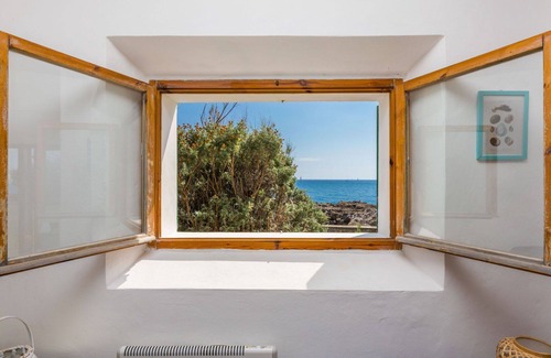 Castiglioncello Apartment | Beautiful apartment for 5 people with patio