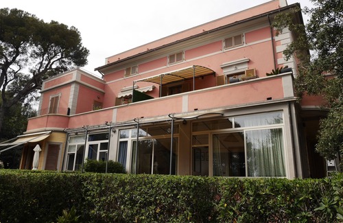 Castiglioncello Apartment | Apartment in villa facing the sea "I Pini"
