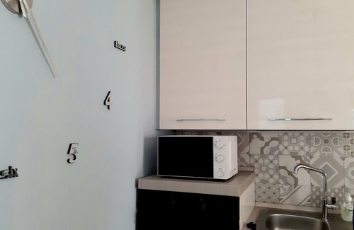 Rosignano Solvay Apartment | Apartment 'La Gabbianella Mare' with Wi-Fi and Air Conditioning