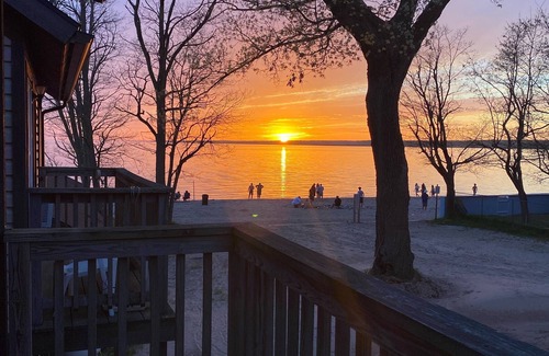 Sylvan Beach Cottage | It's All About Location!
