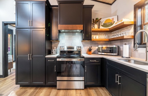 Cosby Cabin | It's time to get away - Enjoy this Peaceful, Modern Cabin for two