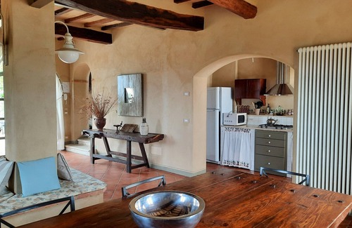 Montalcino Villa | Pasqui Villas: Il Tribbio private villa 1km to a village pool,view ,WiFi