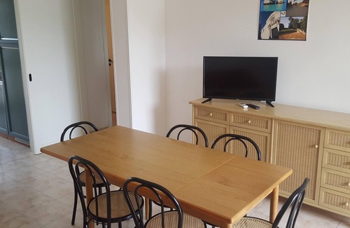 Torre dell'Orso House | Vacation Home Villa Piscina 24 Posti Letto with Balcony, A/C, Garden, Pool & Terrace