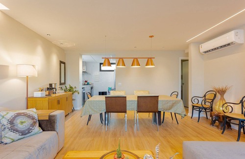 Itacimirim Apartment | IT38 Decorated Duplex Apartment 3/4, Foot on the Sand