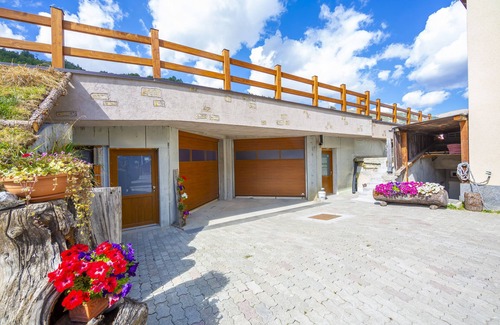 San Rocco Apartment | Italia 2 Ski in-Ski out 50m, Livigno, Italy