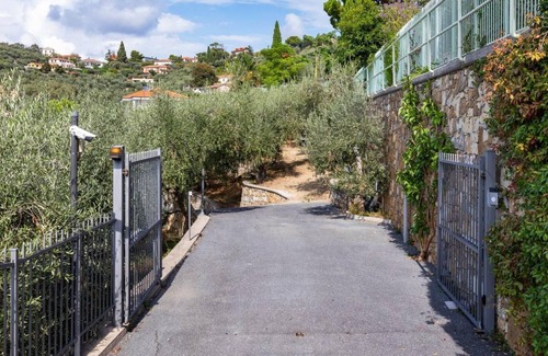 Imperia House | Italianway - Luxury Apartment in Modern Villa 2