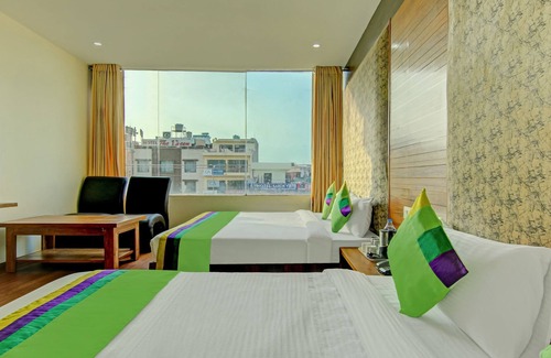 Zirakpur Hotel | Itsy By Treebo - Black Diamond