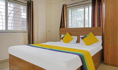Kharadi Hotel | Itsy Hotels AY Plus Hotels