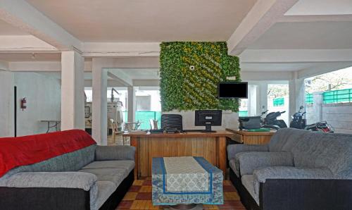 Kharadi Hotel | Itsy Hotels AY Plus Hotels