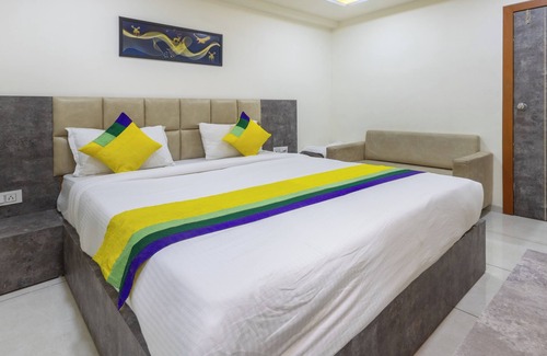 Ahmedabad Hotel | Itsy Hotels Signature, Nehru Nagar