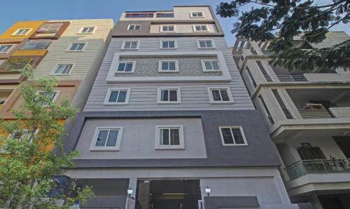 Kukatpally Housing Board Colony Hotel | Itsy Hotels Sunrise Grand, Hitech City