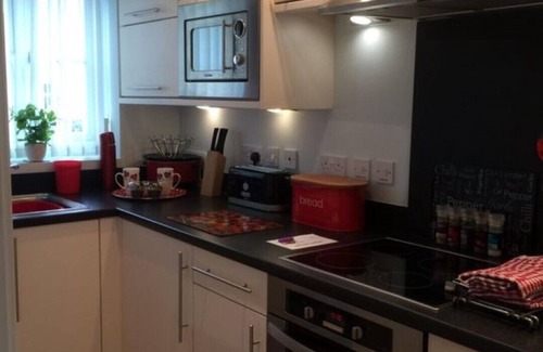 Filey Cottage | Ivy Cottage Beautiful Cottage on Award Winning Site.