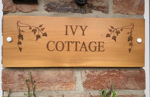 Filey Cottage | Ivy Cottage Beautiful Cottage on Award Winning Site.