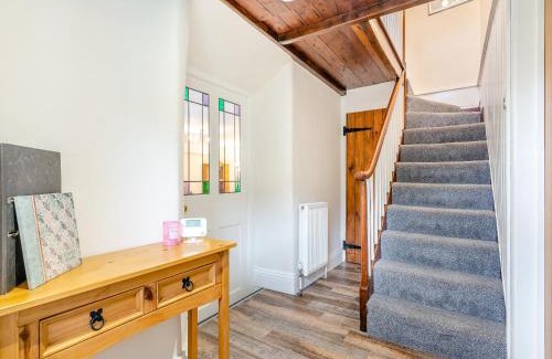 Eastgate House | Ivy Cottage