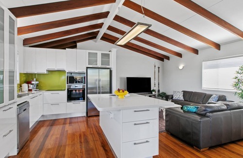 Dicky Beach House | Ivy Street 7, Dicky Beach