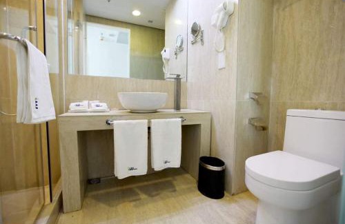 Eastern Kowloon Hotel | IW Hotel