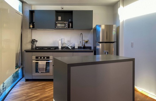 Roma Sur Apartment | Izta 5 | Designer Brutalist PH with AC in Condesa