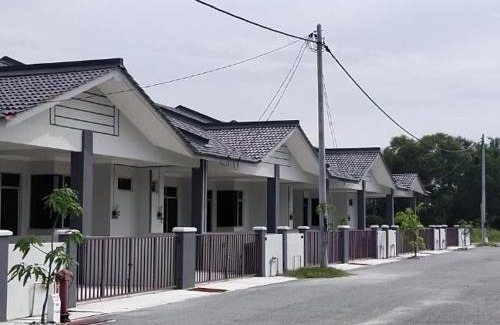 Bachok House | Izz Homestay Kandis