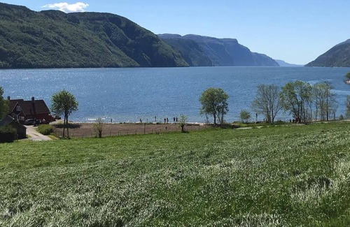 Hjelmeland House | Jøsenfjordvegen 573