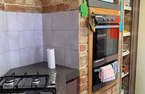 Jurien Bay House | J Bay Getaway - Stones Throw From Beach