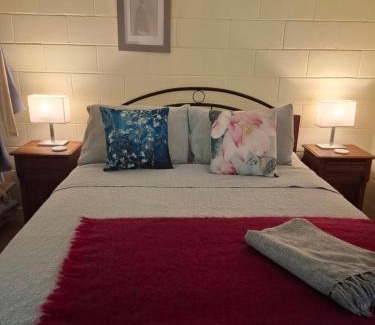 Cooktown House | J & Ella's Holiday House - 1 Bedroom, 1 Bathroom Home
