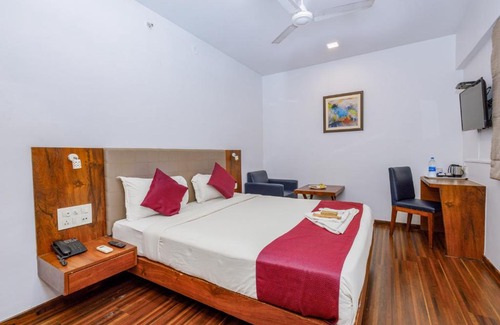 Jogeshwari West Hotel | J Hotel and Banquets