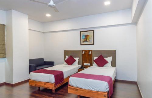 Jogeshwari West Hotel | J Hotel and Banquets