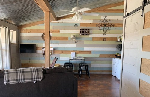 Okemah Apartment | J LO Ranch