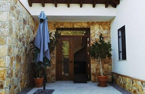 Durcal House | J o G - Blue room - -