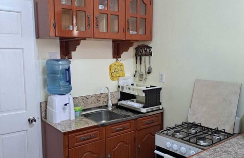Georgetown Apartment | J's Cozy Studio Apartment