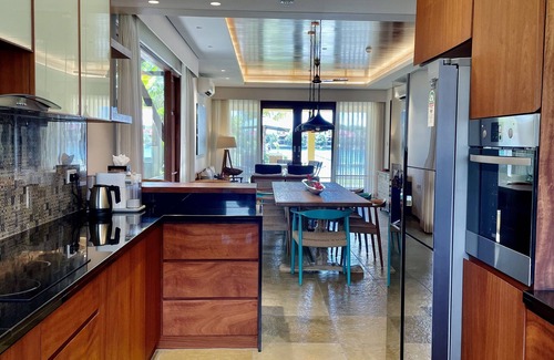Zig Zag Ward House | JA Enchanted Waterfront Seychelles