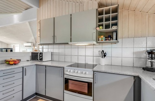Blavand Strand House | "Jaana" - 10m from the sea by Interhome