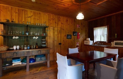Grose Vale Cabin | Jacaranda Cottage @ Hidden Valley Retreat Cottages