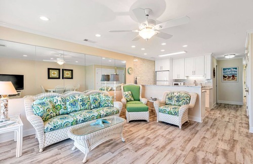 Emerald Isle Condo | "Jackpot" ~ 1304 Queens Court ~ 2Bd/2Ba Top Floor Oceanfront Condo ~ Elevator