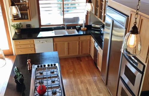 Indian Paintbrush House | Jackson Hole Cabin with Incredible Views - Hot Tub, Sauna, Private, Sleeps 8
