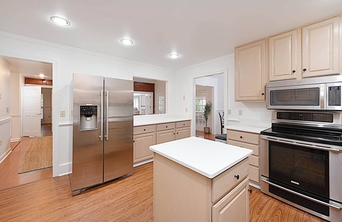 Covington House | Jackson River Estate Main House Pool, Riverfront, sleeps 15