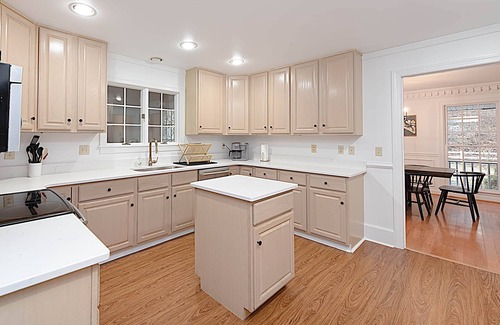 Covington House | Jackson River Estate Main House Pool, Riverfront, sleeps 15