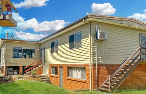 Vincentia House | Jacs Joint by Experience Jervis Bay