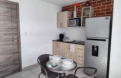 Zona 10 Apartment | Jacuzzi Getaway, in the Heart of Zone 4